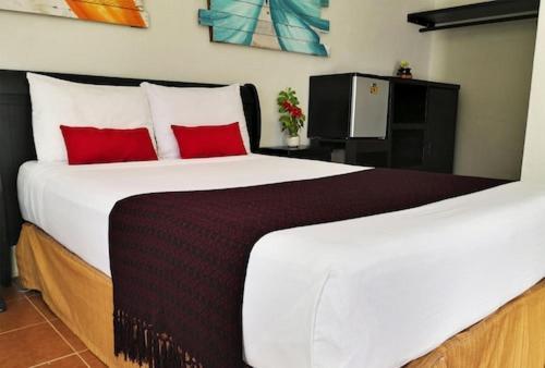 Hotel Villas Del Mar Пуерто Морелос Екстериор снимка